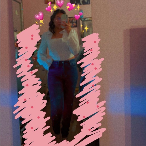 Meet your Posher, Ashley - Picture 1 of 1